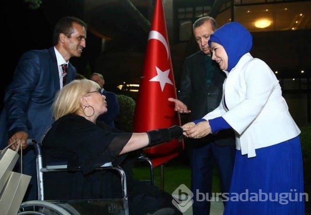 Erdoğan sporcu ve sanatçılarla buluştu