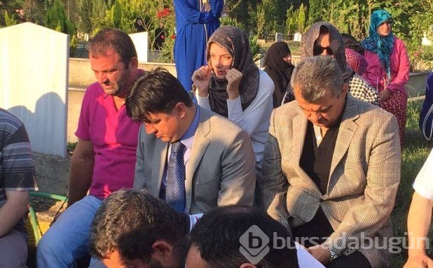 Kenan Sofuoğlu bebeğini toprağa verdi