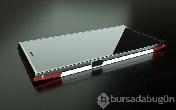 Çelikten bile sağlam telefon