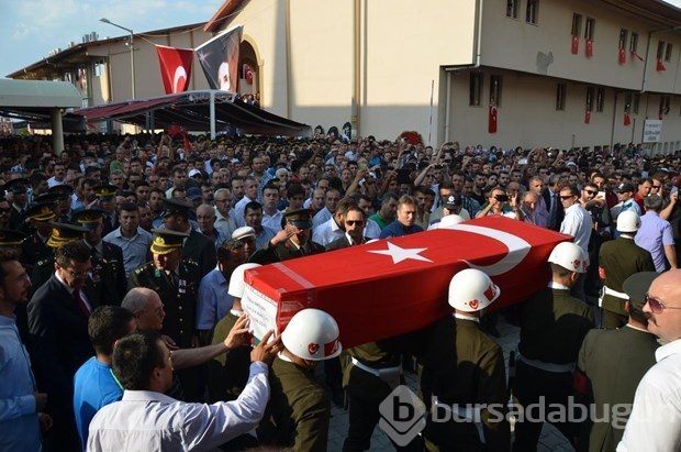 Türkiye şehitlerine ağladı