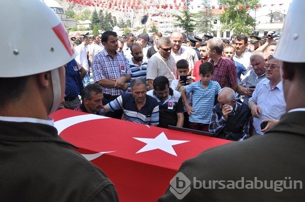 Şehit teğmen son yolculuğuna uğurlandı