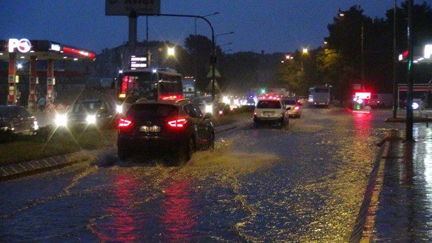 Edirne'de ağustos ayında sağanak sürprizi