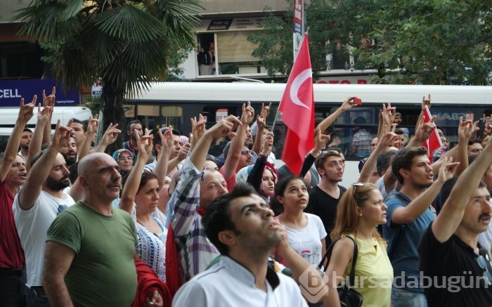 Bursa'daki şehit cenazesinden söze gerek bırakmayan anlar!