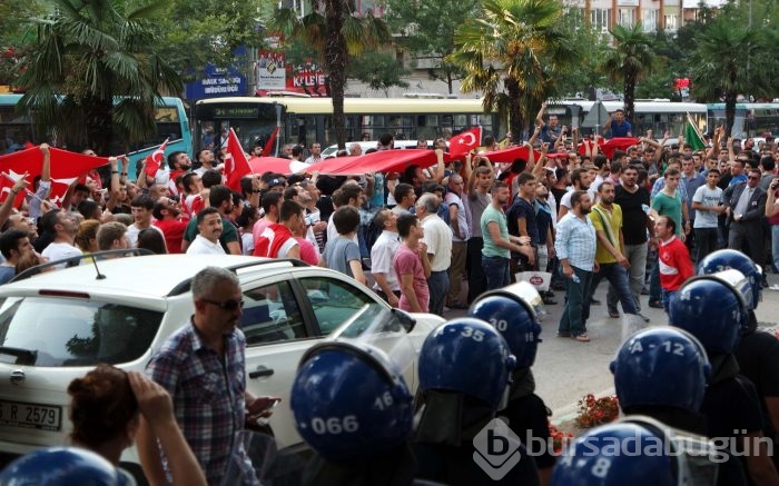 Bursa'daki şehit cenazesinden söze gerek bırakmayan anlar!
