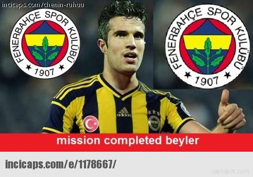 Van Persie attı, capsler patladı