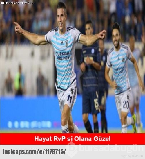 Van Persie attı, capsler patladı