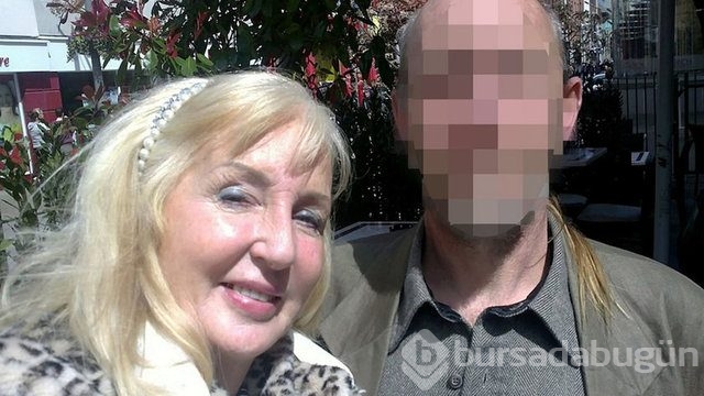 Seks tekliflerini geri çeviremiyor