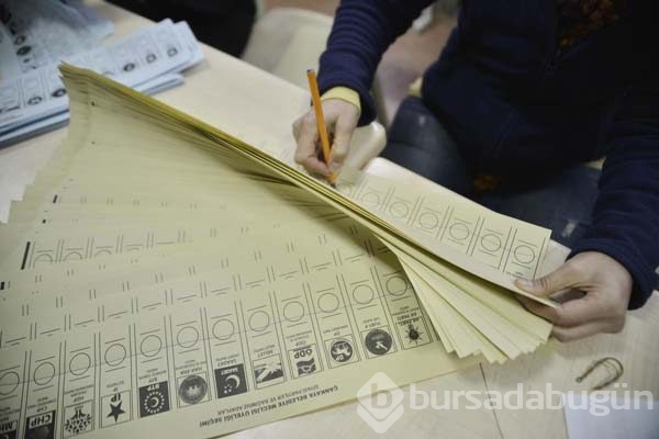 Özer Sencar son seçim anketini açıkladı