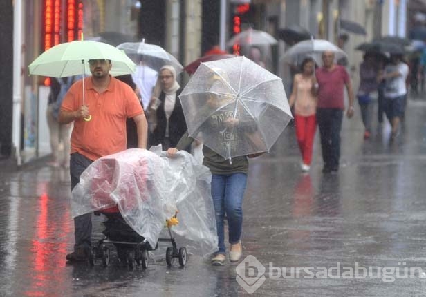 İstanbul yağmura böyle yakalandı