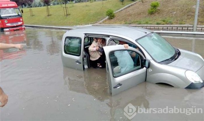 İstanbul yağmura böyle yakalandı