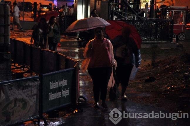 İstanbul yağmura böyle yakalandı