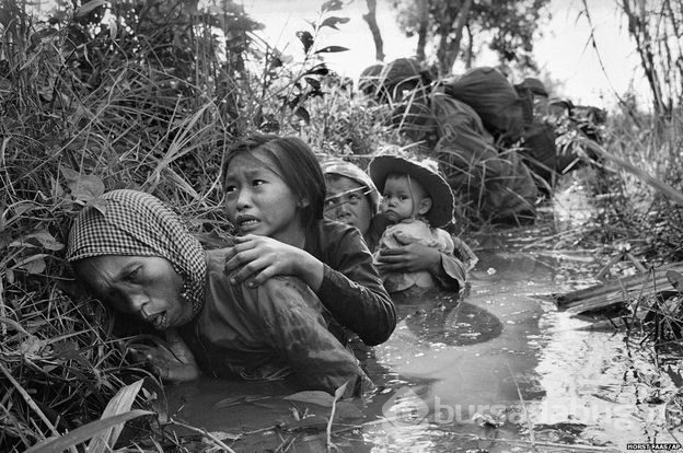 AP foto muhabirlerinin objektifinden Vietnam Savaşı