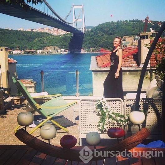 Sinem Kobal o evden taşındı
