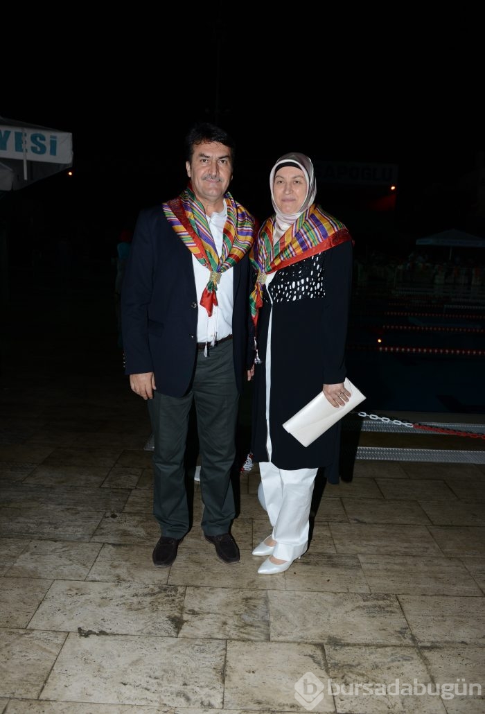 Muhammed Fatih Tatlıoğlu ile Ayşe Bacaklivea evlendi...