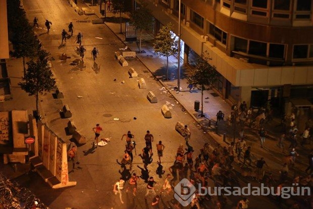 Lübnan'daki yolsuzluk ve çöp krizi protestosu