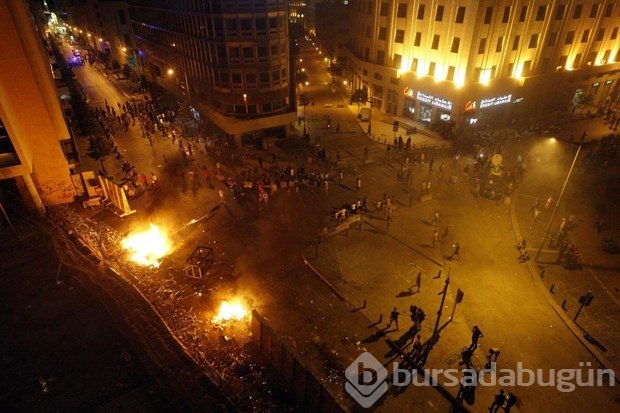 Lübnan'daki yolsuzluk ve çöp krizi protestosu