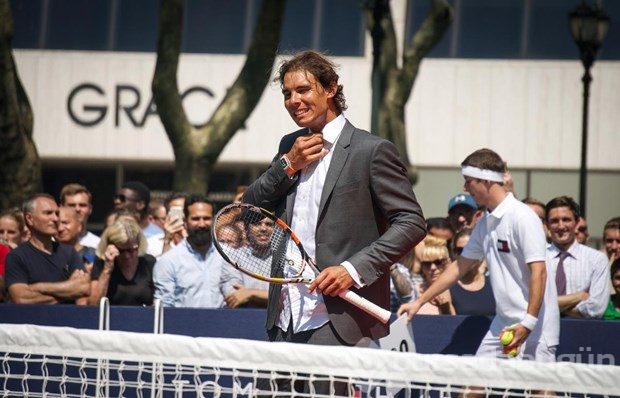 Nadal rakiplerini tek tek 'soydu'