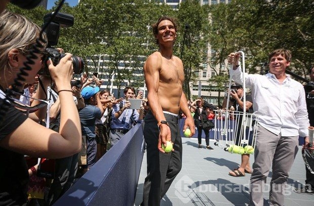 Nadal rakiplerini tek tek 'soydu'