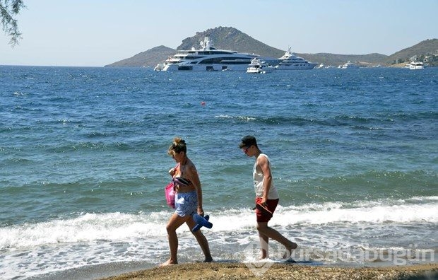 Milyon euroluk yatlar Bodrum'a demirledi