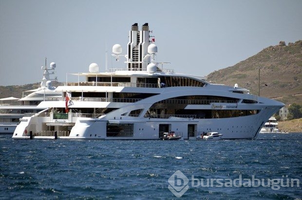 Milyon euroluk yatlar Bodrum'a demirledi