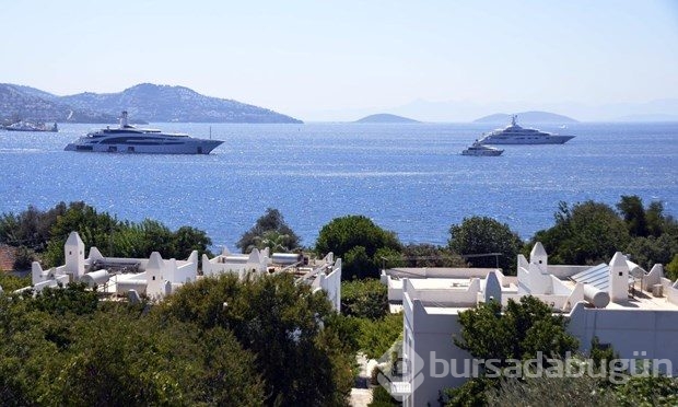 Milyon euroluk yatlar Bodrum'a demirledi