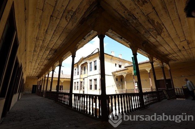 Market ve depo olarak kullanılan 150 yıllık han, restore edilecek