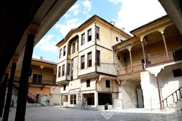 Market ve depo olarak kullanılan 150 yıllık han, restore edilecek