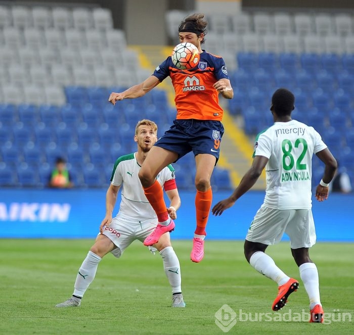 Başakşehir-Bursaspor maçından kareler