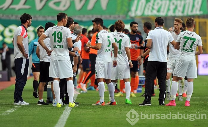 Başakşehir-Bursaspor maçından kareler