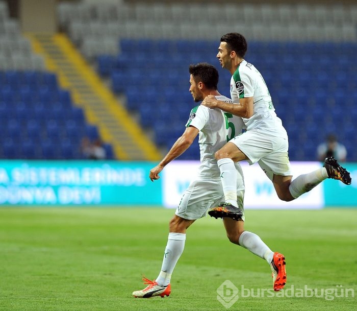 Başakşehir-Bursaspor maçından kareler