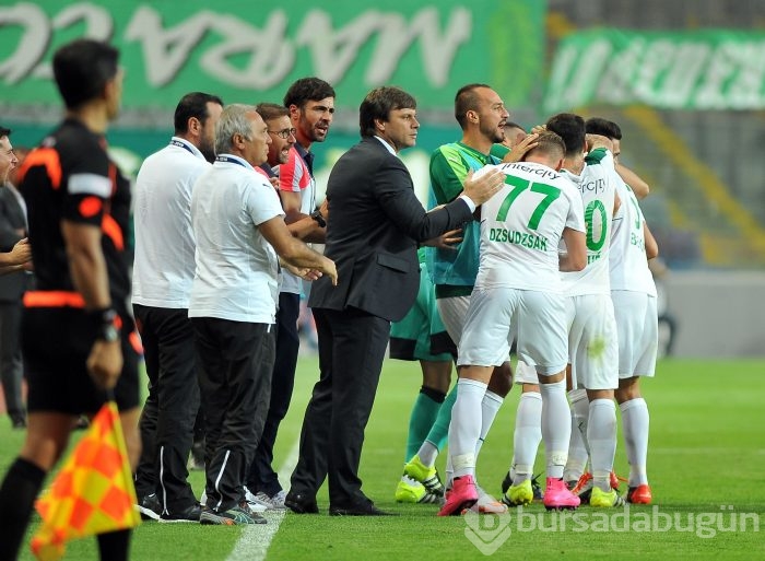 Başakşehir-Bursaspor maçından kareler
