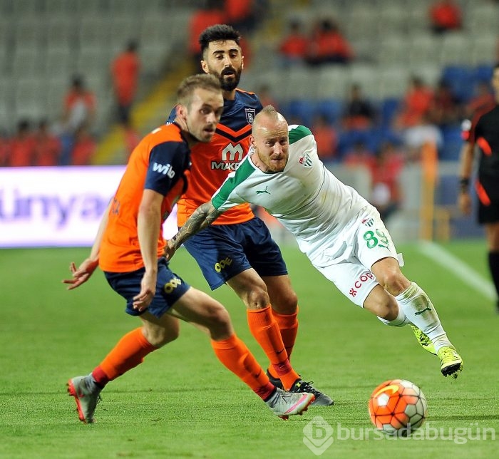 Başakşehir-Bursaspor maçından kareler