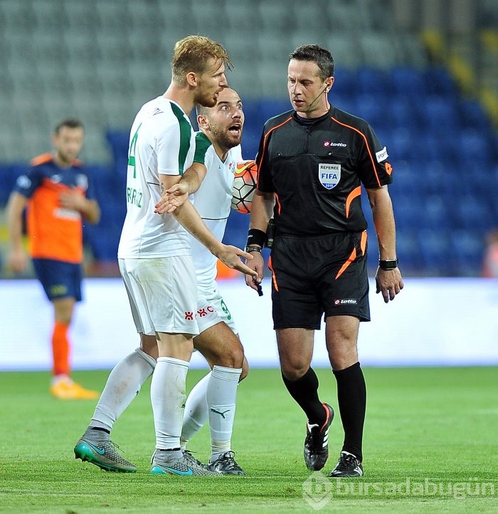 Başakşehir-Bursaspor maçından kareler