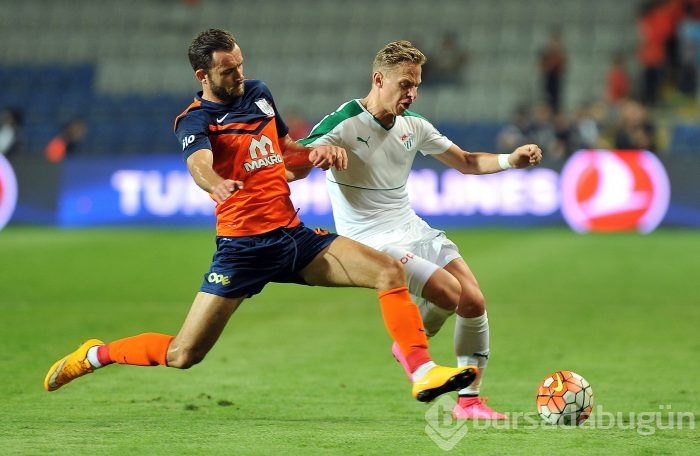 Başakşehir-Bursaspor maçından kareler