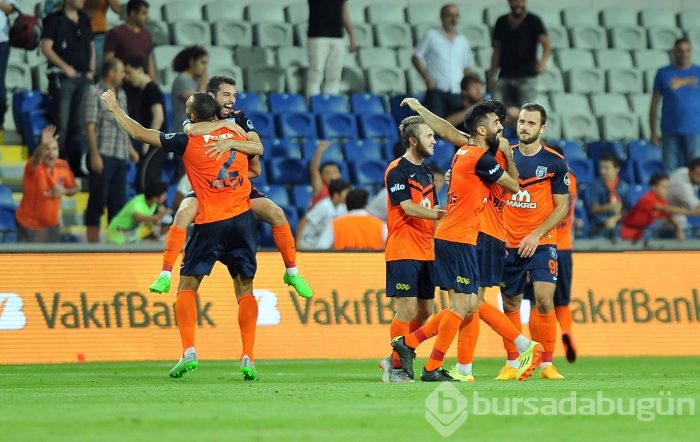 Başakşehir-Bursaspor maçından kareler