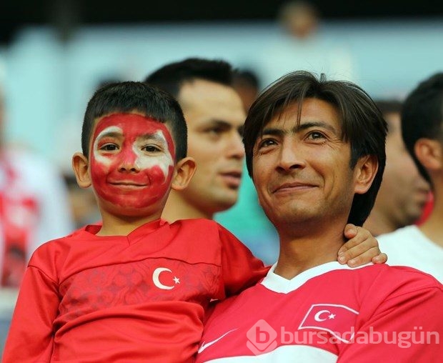 Türkiye-Hollanda maçından kareler