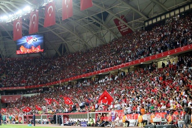 Türkiye-Hollanda maçından kareler