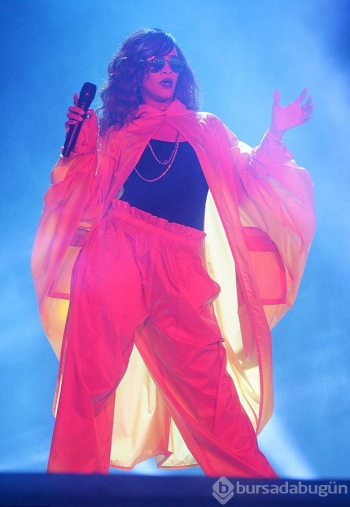 Rihanna'yı 85 bin kişi izledi