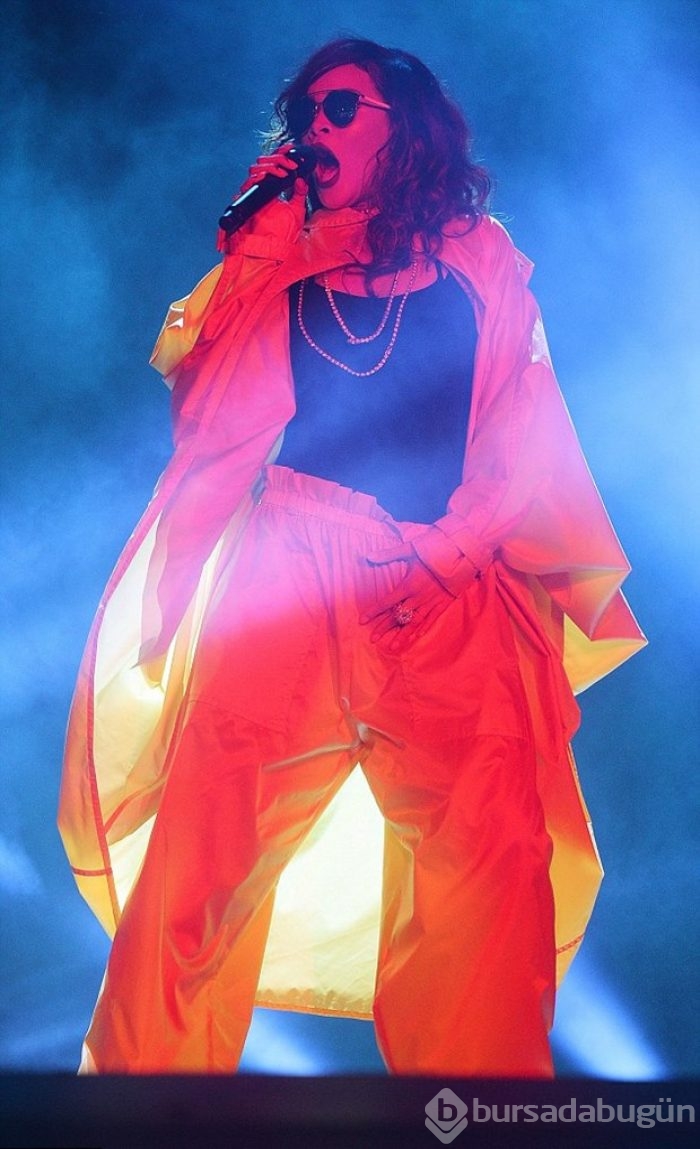 Rihanna'yı 85 bin kişi izledi