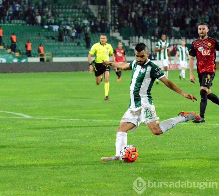 Timsah, Eskişehir'i 2 golle geçti! Sağlam gözyaşlarına boğuldu