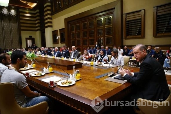 Erdoğan, 16 Türk işçiyi ve ailelerini ağırladı