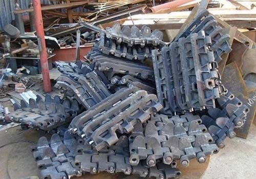 Ruslar Alman tankını bahçede yaptı
