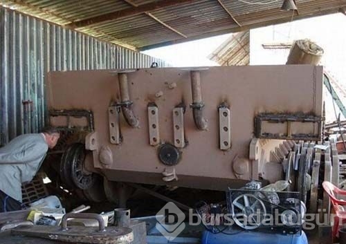 Ruslar Alman tankını bahçede yaptı