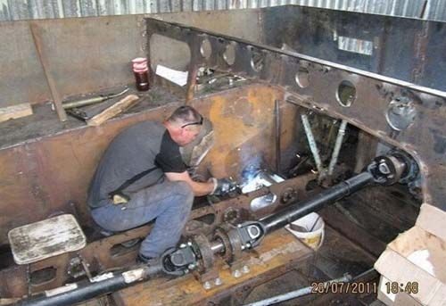 Ruslar Alman tankını bahçede yaptı