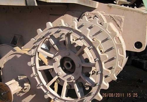 Ruslar Alman tankını bahçede yaptı
