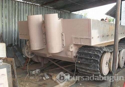Ruslar Alman tankını bahçede yaptı