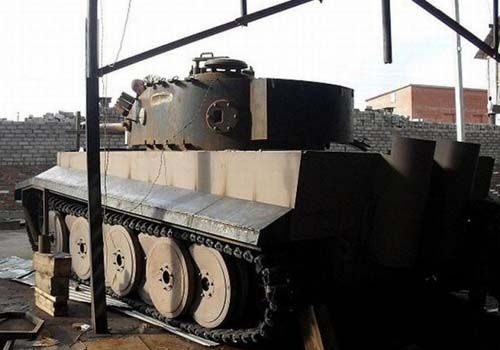 Ruslar Alman tankını bahçede yaptı