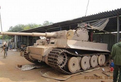 Ruslar Alman tankını bahçede yaptı