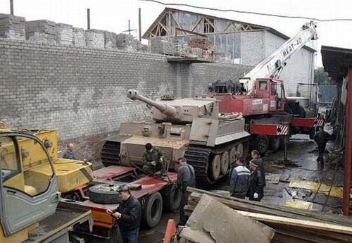 Ruslar Alman tankını bahçede yaptı