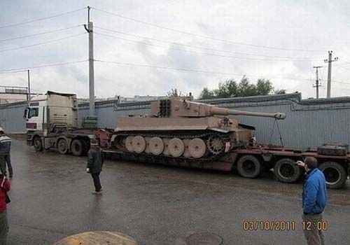 Ruslar Alman tankını bahçede yaptı
